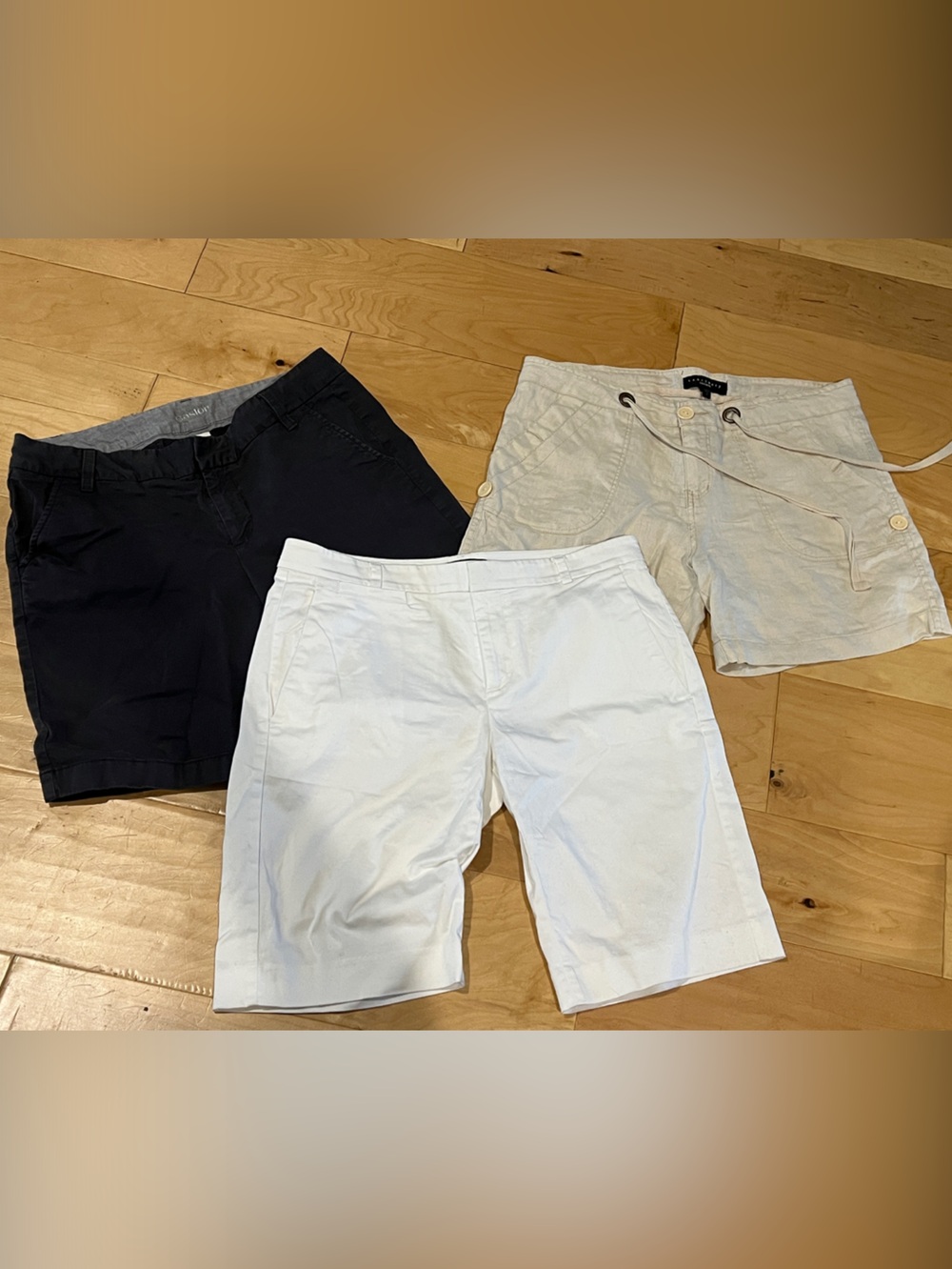 Lot women shorts size 6 Banana Republic Caslon Sanction